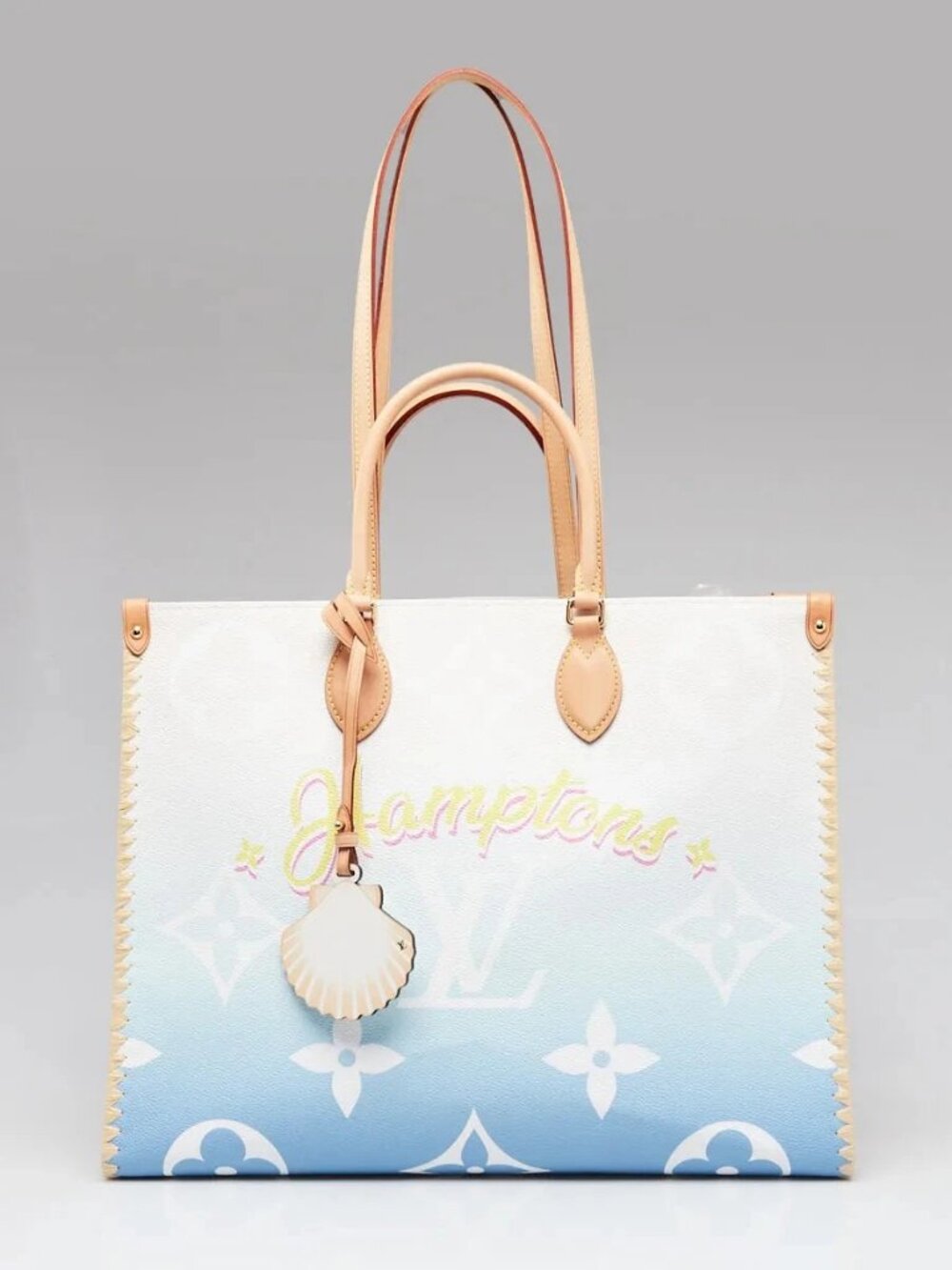 Louis Vuitton Blue Monogram Giant Canvas Hamptons By the Pool Onthego GM Tote...